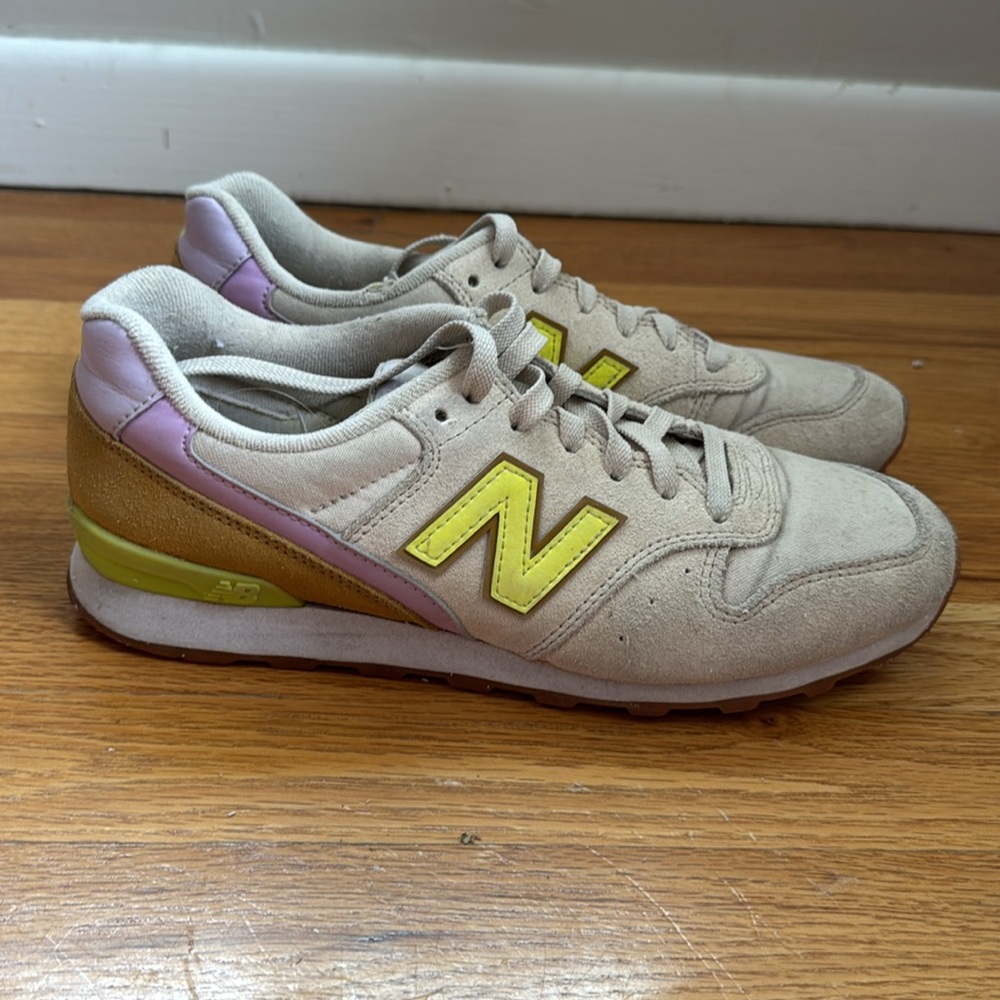 J Crew New Balance 696 Tan Neon Yellow Running Shoe Sneakers Womens  Size 10